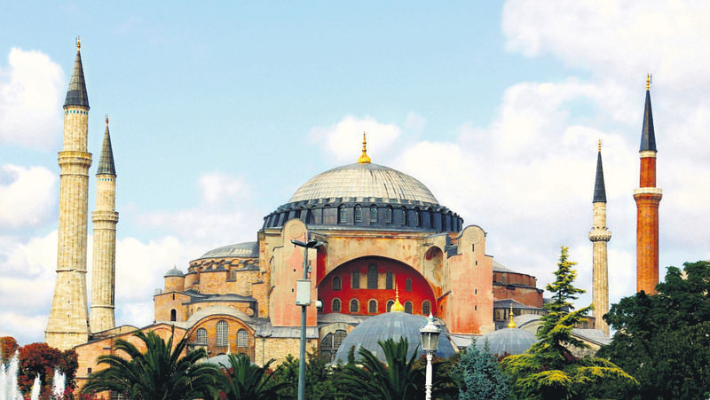 Unmissable Things to do in Istanbul: Visit Mosques & Churches